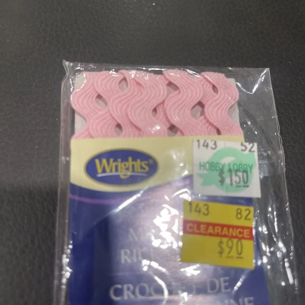 Wrights ~ (PC401-0061) - Medium Rick Rack‎ - Pink, 2 1/2 Yd, 1/2